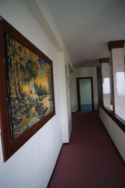 Grand Sumatera Hotel スラバヤ エクステリア 写真